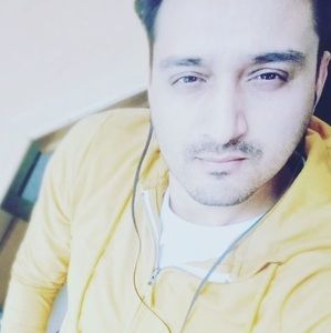 Meet your Posher, Parminder